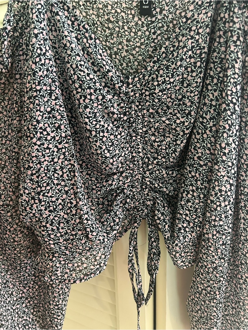 H&M Floral Drawstring Spaghetti Strap Top - Picture 3 of 4